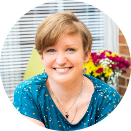 Vanda Varga nlp master practitioner and trainer, coach, hypnotherapist coaching personal growth, corporate workshop, mental health, mental fitness